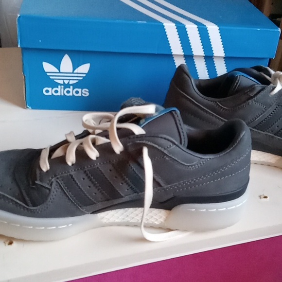 Adidas Forum Low CL New - Picture 3 of 9